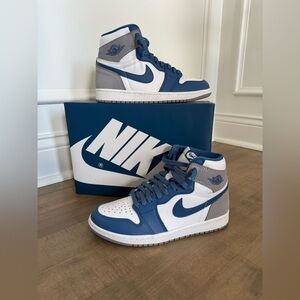 Nike Air Jordan 1 Retro High OG True Blue, Size 7, No Creases